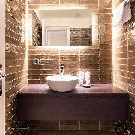 Ema House Serviced Superior Unterstrass Apartment Zürich