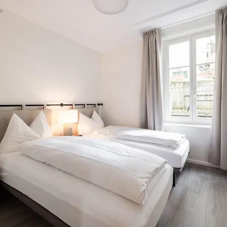 Апартаменти Ema House Serviced Superior Unterstrass