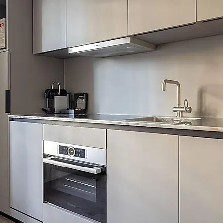Ema House Serviced Superior Unterstrass * زيورخ