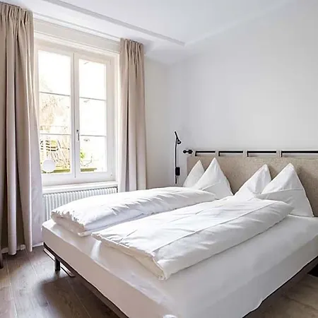 Ema House Serviced Superior Unterstrass شقة زيورخ