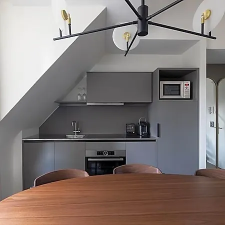 Ema House Serviced Superior Unterstrass شقة زيورخ