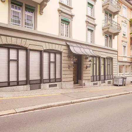Ema House Serviced Superior Unterstrass Апартаменти