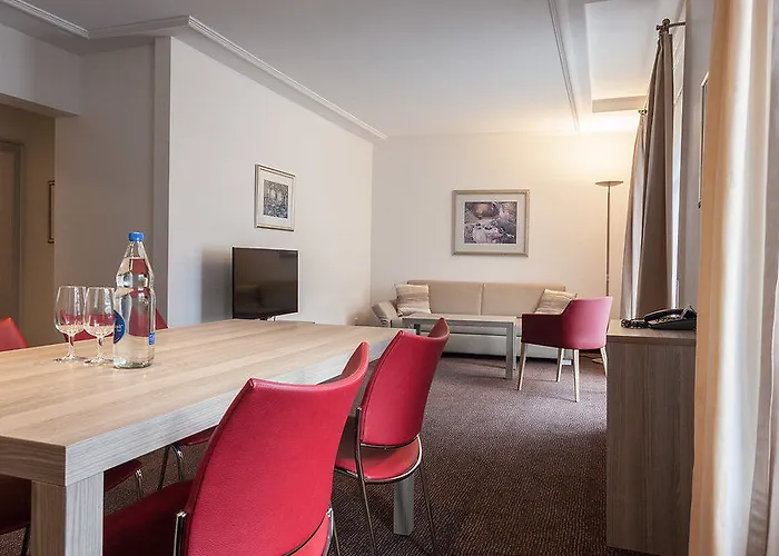 Ema House Serviced Superior Unterstrass Appartamento