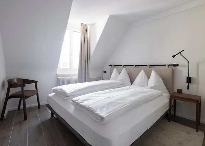 Ema House Serviced Superior Unterstrass Διαμέρισμα