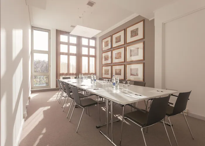 Ema House Serviced Superior Unterstrass Apartment Zurich