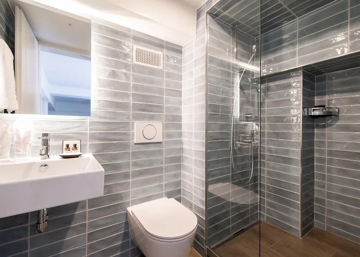 Ema House Serviced Superior Unterstrass Апартаменти